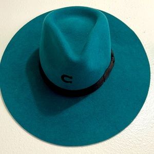 Charlie 1 Horse Hat Highway